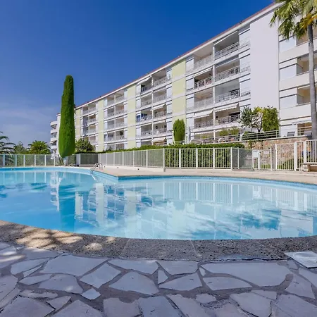 2-br Sea-view With Swimming Pool *