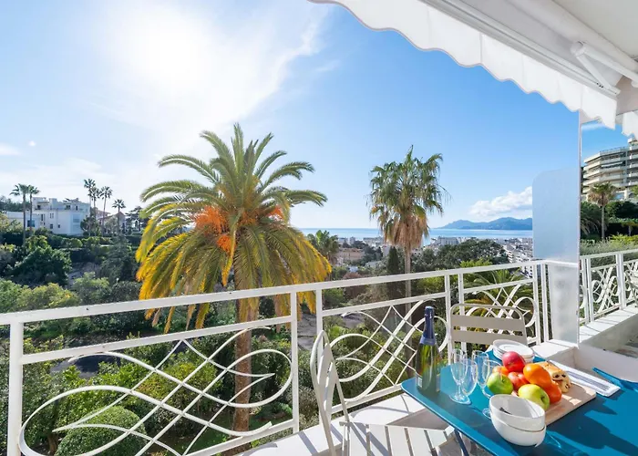 2-br Sea-view With Swimming Pool *