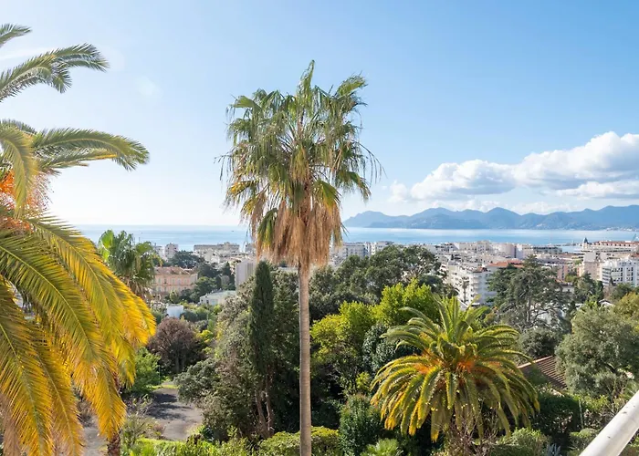 2-br Sea-view With Swimming Pool Apartamento *