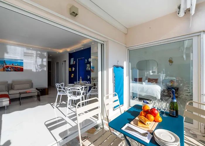 2-br Sea-view With Swimming Pool Apartamento *