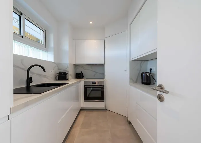 2-br Sea-view With Swimming Pool Apartamento Cannes