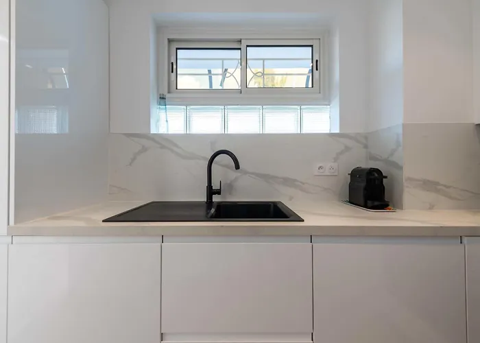 2-br Sea-view With Swimming Pool Apartamento