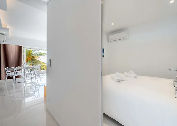 2-br Sea-view With Swimming Pool Apartamento Cannes