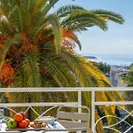 公寓 2-br Sea-view With Swimming Pool 戛纳