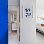 2-br Sea-view With Swimming Pool *