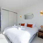 公寓 2-br Sea-view With Swimming Pool 戛纳