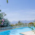 2-br Sea-view With Swimming Pool