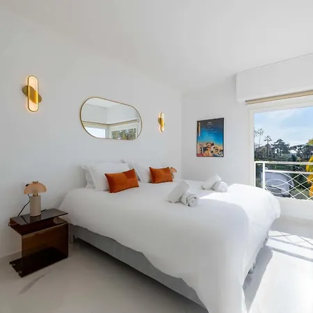 2-br Sea-view With Swimming Pool Apartmán